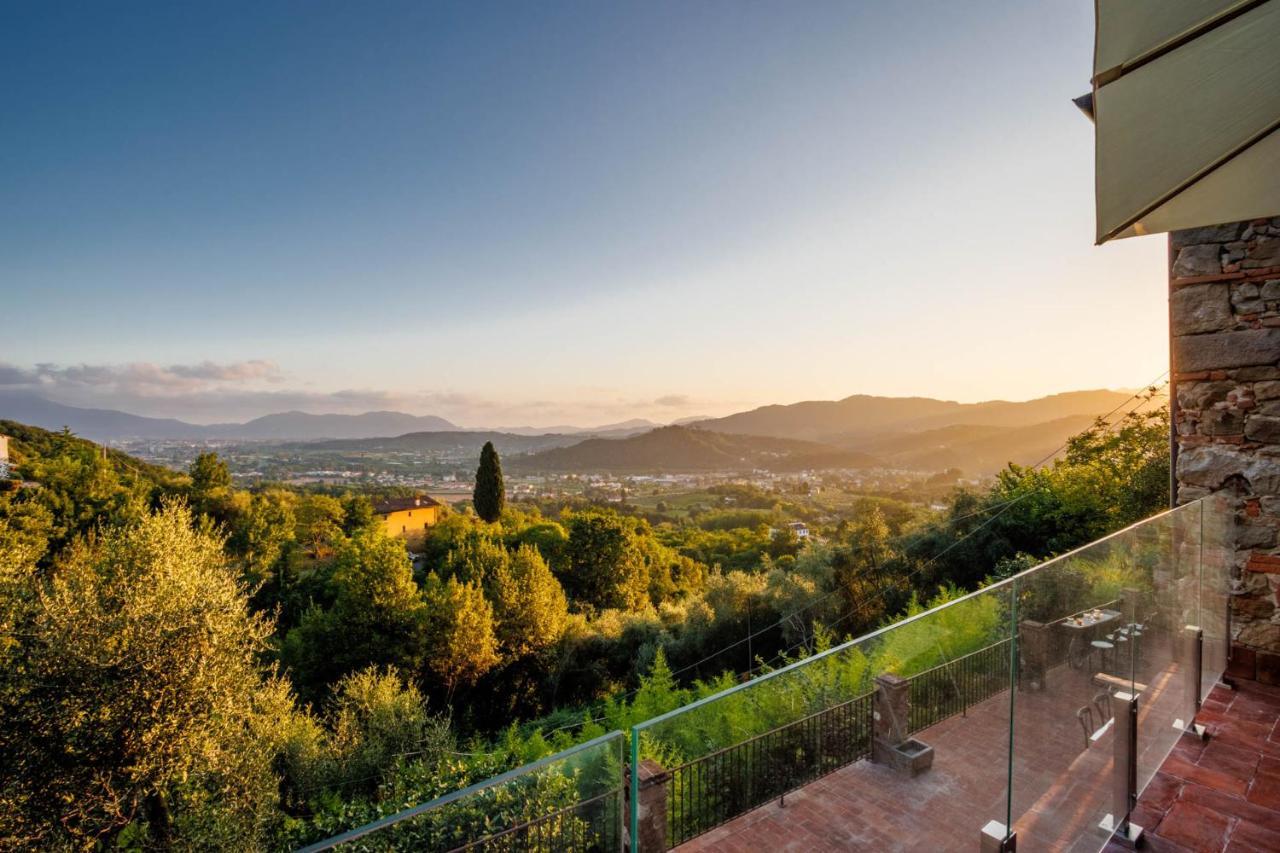 Villa Alice, Panoramic Stone Farmhouse To Sleep 10 Lucca Exteriör bild