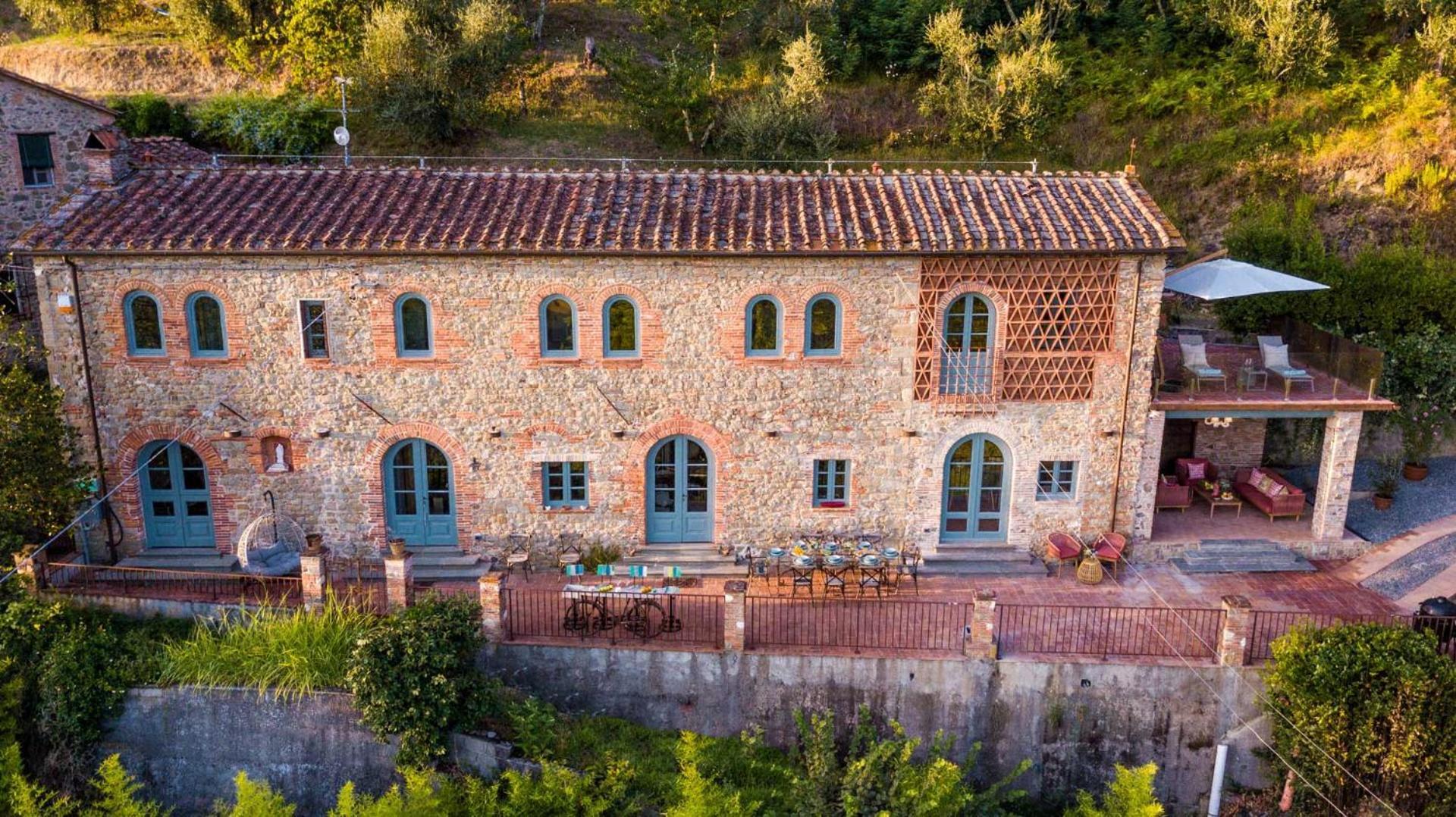 Villa Alice, Panoramic Stone Farmhouse To Sleep 10 Lucca Exteriör bild